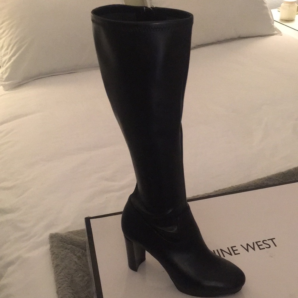 Nine West black boots